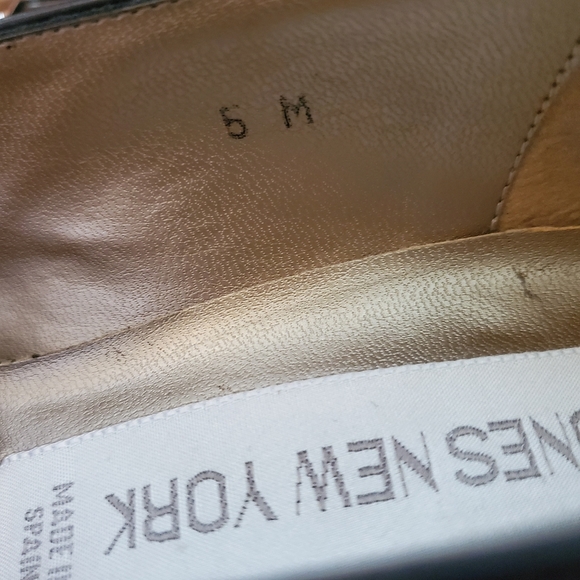 Jones New York Heels | Black Leather Pumps | Size 5 - Picture 8 of 11